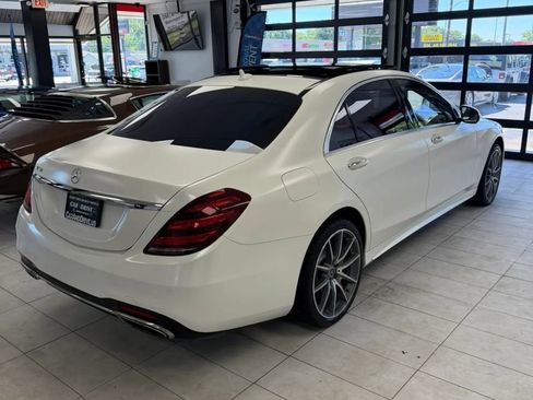 Used 2019 Mercedes-Benz S 560 Sedan image 4