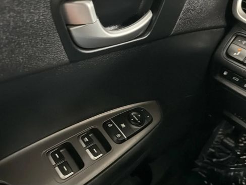 Used 2020 Kia Optima FWD image 15