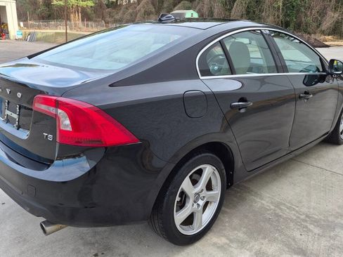 Used 2013 Volvo S60 T5 image 7