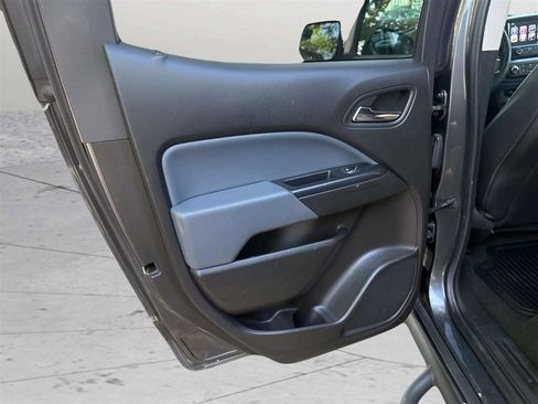Used 2016 Chevrolet Colorado Z71 RWD image 23