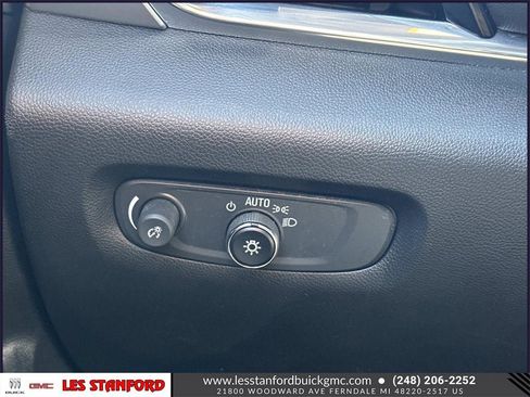 Certified 2023 Chevrolet Traverse LT w/ LT Premium Package image 27