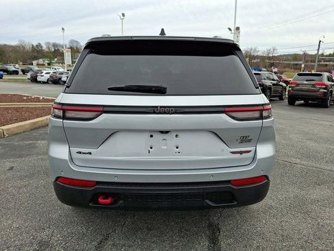 Used 2022 Jeep Grand Cherokee Trailhawk AWD/4WD image 7
