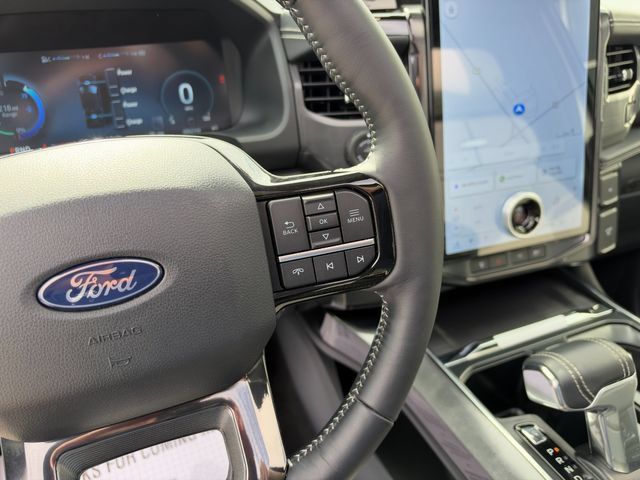 Used 2025 Ford F150 Lightning Platinum AWD/4WD image 50