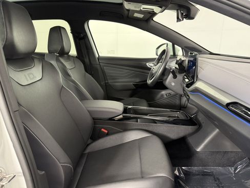 Used 2023 Volkswagen ID.4 Pro S AWD/4WD image 10