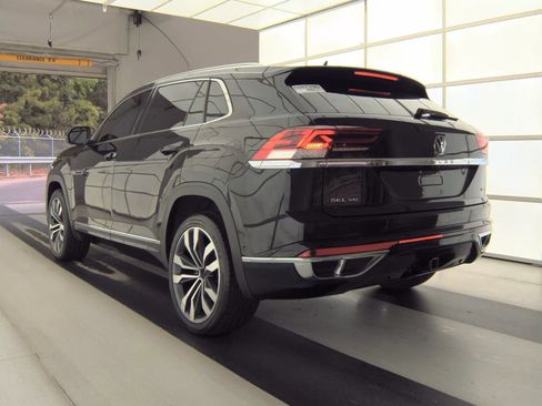 Used 2023 Volkswagen Atlas Cross Sport SEL Premium R-Line AWD/4WD image 12