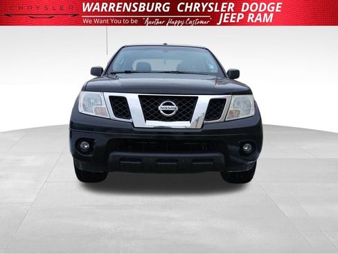 Used 2013 Nissan Frontier SV w/ SV Value Truck Pkg image 9