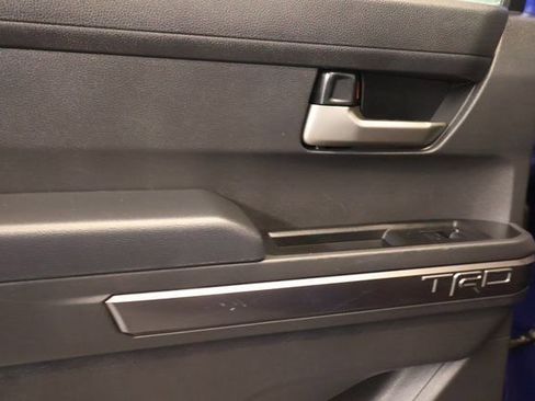 Used 2024 Toyota Tacoma TRD Off-Road image 27