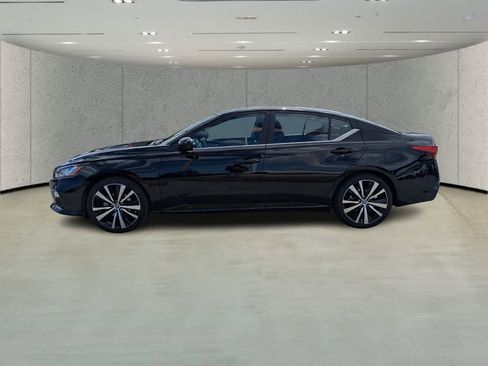 Used 2022 Nissan Altima 2.5 SR image 6
