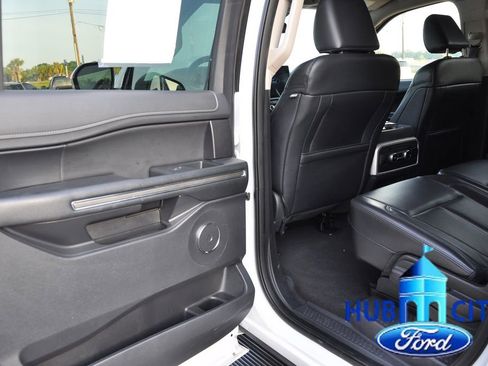 Used 2024 Ford Expedition Max XLT AWD/4WD image 13