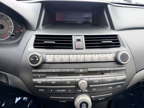 Used 2010 Honda Accord LX image 30