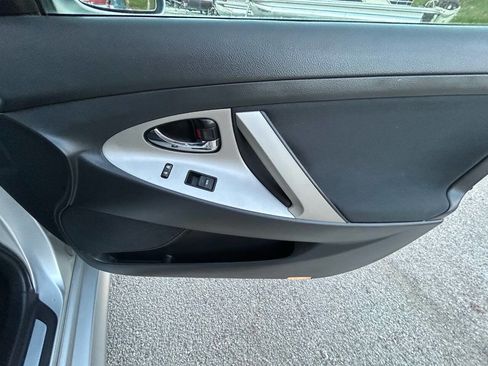 Used 2011 Toyota Camry SE w/ SE Extra-Value Pkg #1 image 13