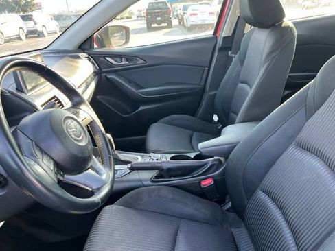 Used 2015 MAZDA MAZDA3 i Touring w/ Technology Package FWD image 8