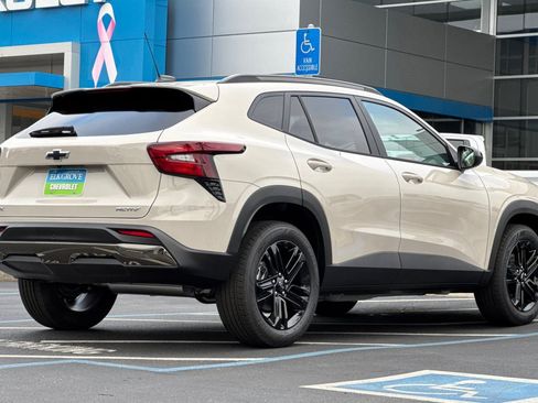 New 2026 Chevrolet Trax ACTIV w/ Driver Confidence Package image 3