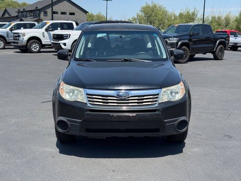 Used 2010 Subaru Forester 2.5X w/ Popular Equipment Group 1B AWD/4WD image 2