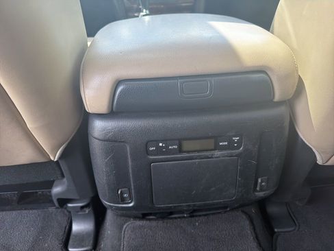 Used 2018 Nissan Armada SL w/ Moonroof Package image 13