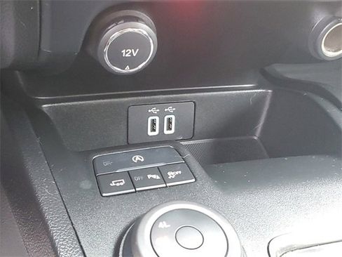 Used 2019 Ford Ranger Lariat w/ Equipment Group 501A Mid image 21