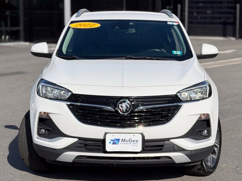 Used 2022 Buick Encore GX Select AWD/4WD image 2
