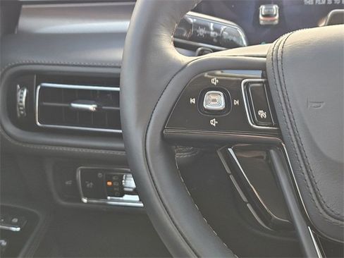 New 2026 Lincoln Aviator Premiere w/ Jet Appearance Package image 27