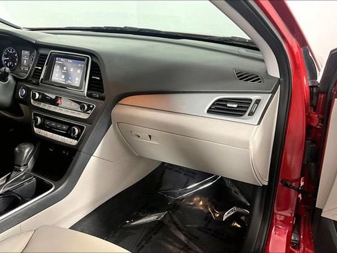 Used 2018 Hyundai Sonata SEL FWD image 18