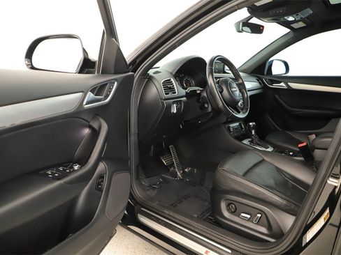 Used 2018 Audi Q3 2.0T Premium w/ Convenience Package image 14