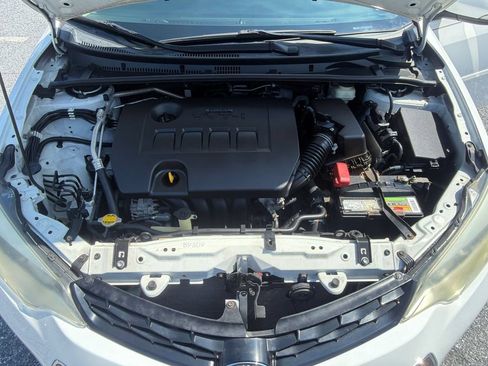 Used 2015 Toyota Corolla S Premium FWD image 26
