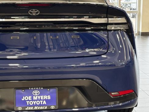 New 2026 Toyota Prius Plug-In Hybrid FWD image 20