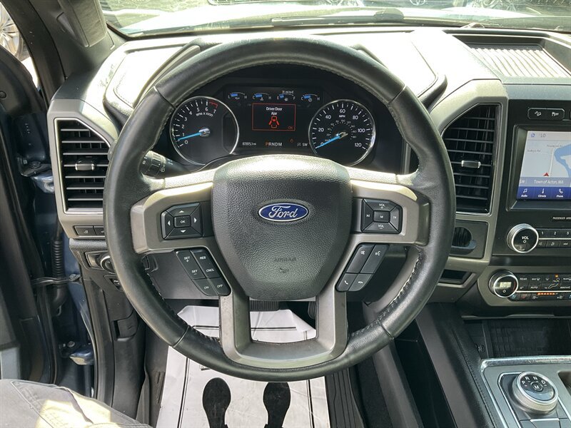 Used 2020 Ford Expedition XLT w/ Equipment Group 202A AWD/4WD image 23
