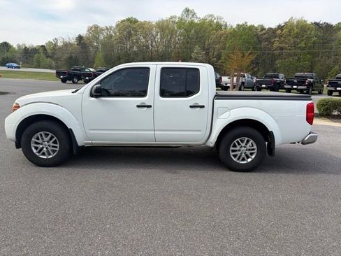 Used 2017 Nissan Frontier SV AWD/4WD image 27