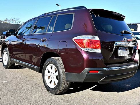 Used 2013 Toyota Highlander FWD image 5