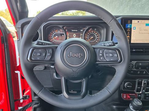 Used 2026 Jeep Gladiator Mojave AWD/4WD image 18