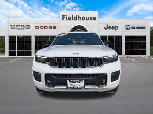 Used 2025 Jeep Grand Cherokee Overland AWD/4WD image 7