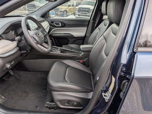 New 2026 Jeep Compass Limited image 9