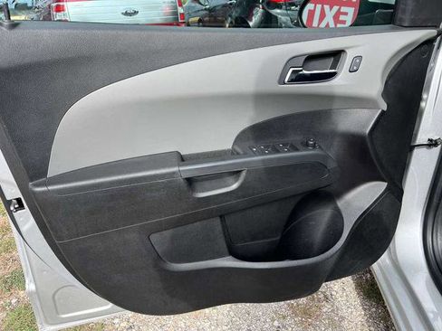 Used 2016 Chevrolet Sonic LT image 14