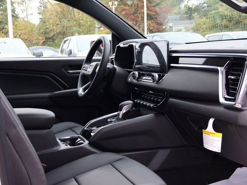 New 2026 GMC Canyon Elevation w/ Convenience Package image 38