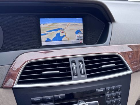 Used 2013 Mercedes-Benz C 250 Sedan image 13