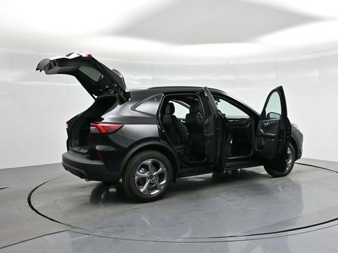 New 2025 Ford Escape ST-Line w/ Tech Pack #1 image 5