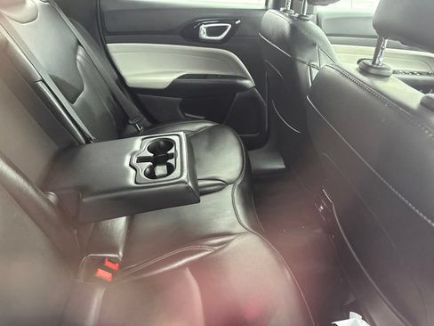 Used 2023 Jeep Compass Limited AWD/4WD image 25