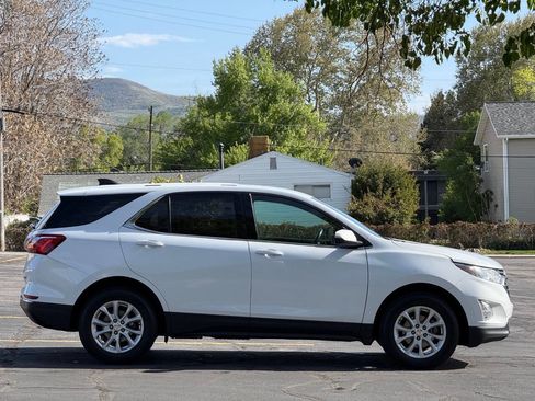 Used 2018 Chevrolet Equinox LT image 4