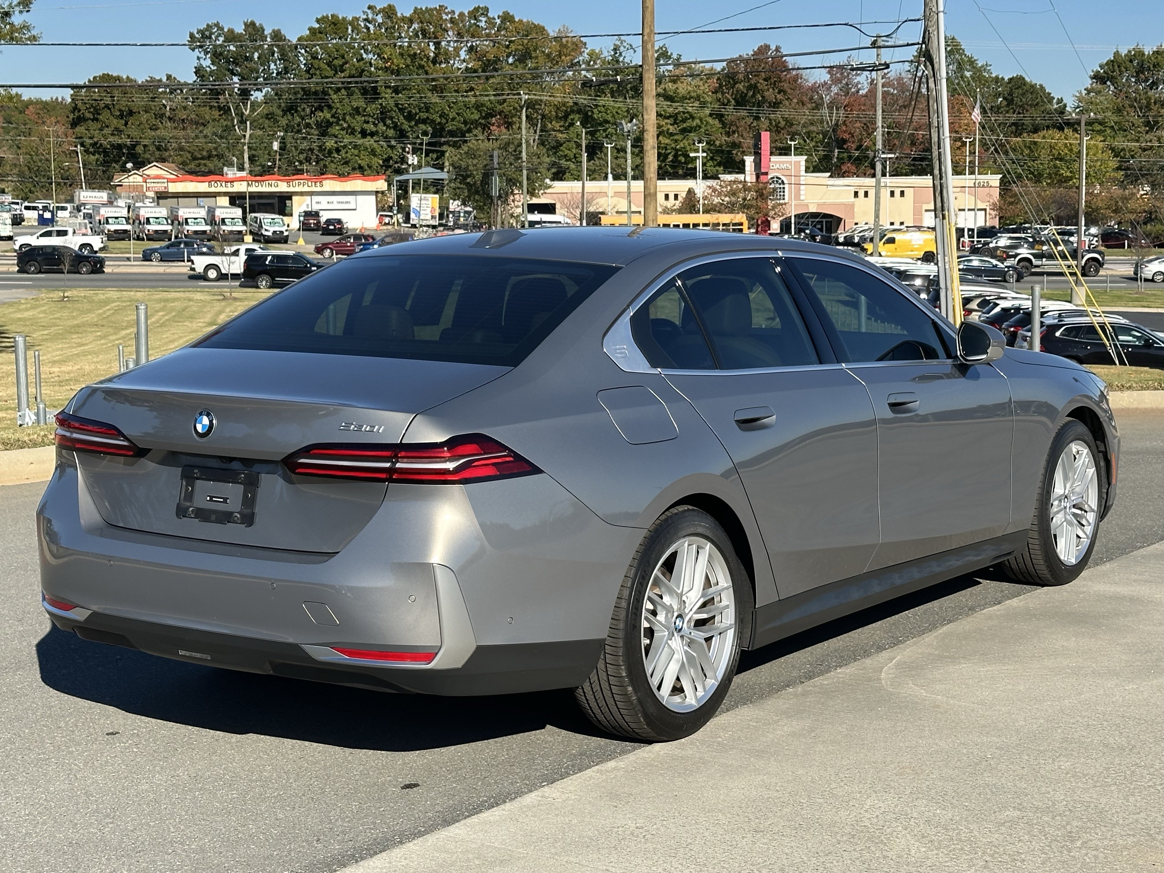 Used 2025 BMW 530i RWD image 5