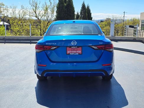 Used 2022 Nissan Sentra SV w/ All-Weather Package FWD image 4