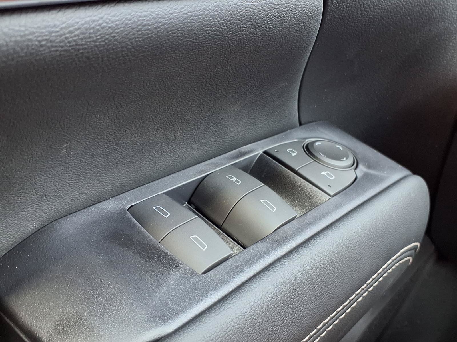 New 2027 GMC Terrain Elevation FWD image 13