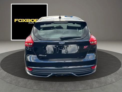 Used 2018 Ford Focus ST image 6