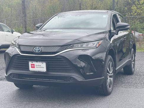 Certified 2022 Toyota Venza LE AWD/4WD image 12