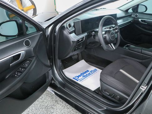 Used 2024 Hyundai Sonata SEL FWD image 3