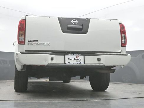 Used 2019 Nissan Frontier S image 32