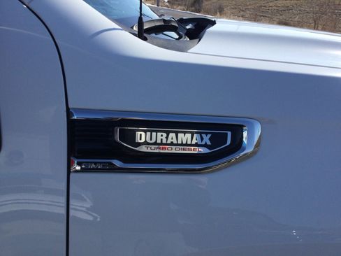 Used 2020 GMC Sierra 1500 SLT image 5