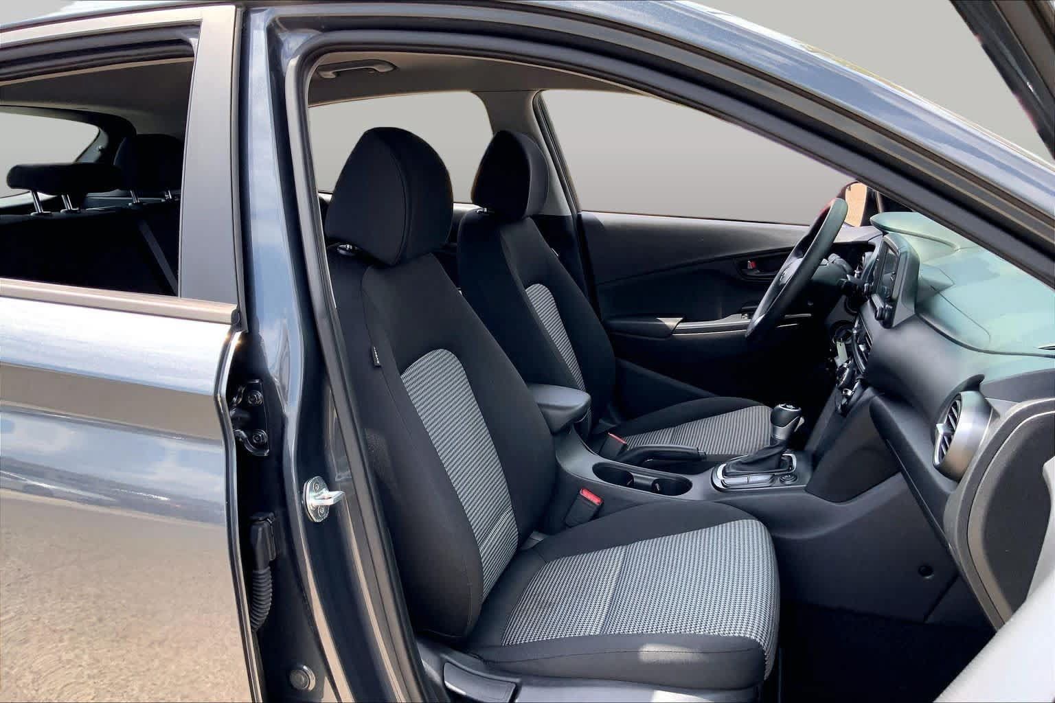 Used 2020 Hyundai Kona SE AWD/4WD image 9
