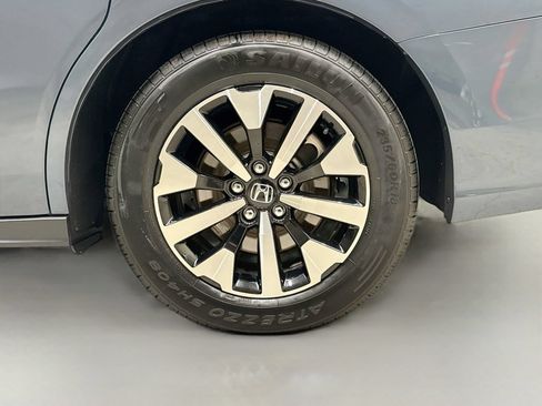 Used 2025 Honda Odyssey EX-L image 34