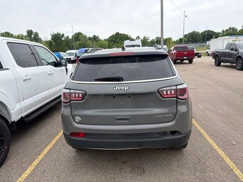 Used 2020 Jeep Compass Limited FWD image 3