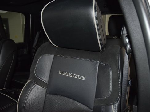 Used 2024 RAM 2500 Laramie w/ Night Edition image 39